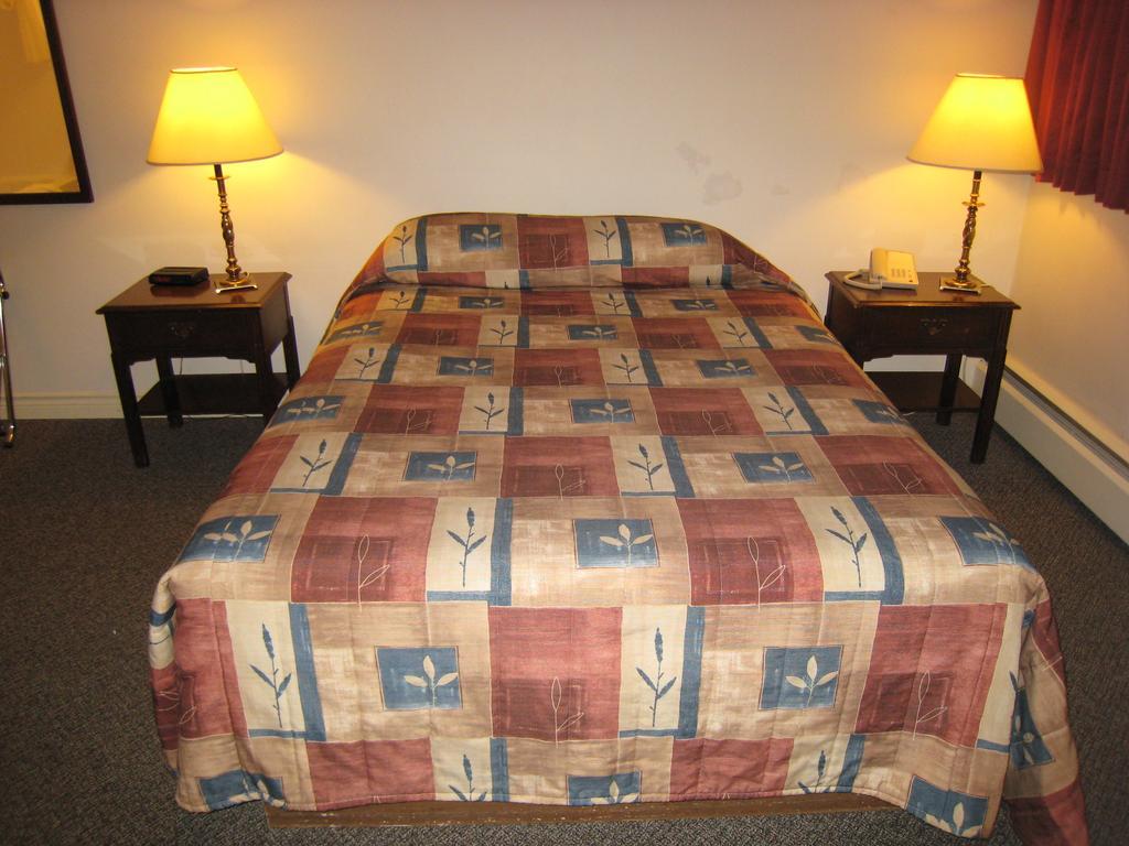 Downtowner Motor Inn Creston Bilik gambar