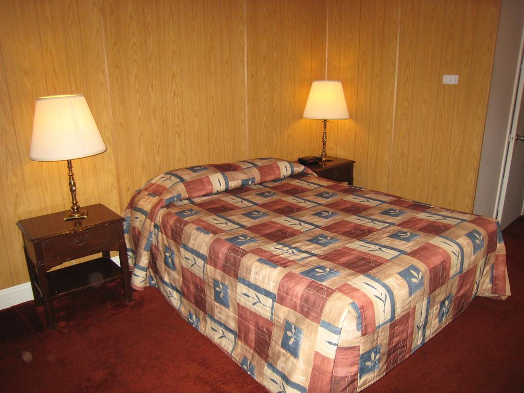 Downtowner Motor Inn Creston Bilik gambar